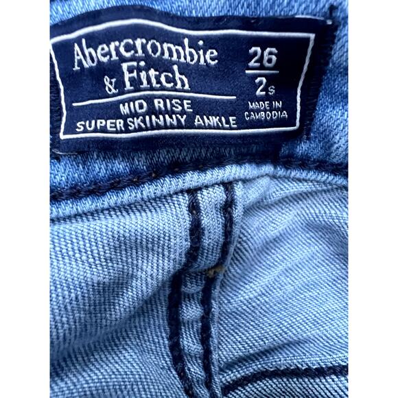 Abercrombie & FItch mid rise ankle skinny ankle jeans size 2/26 - Picture 3 of 4